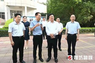 布克：球队是时候要加速提高竞争力了 我们要在季后赛前不断进步